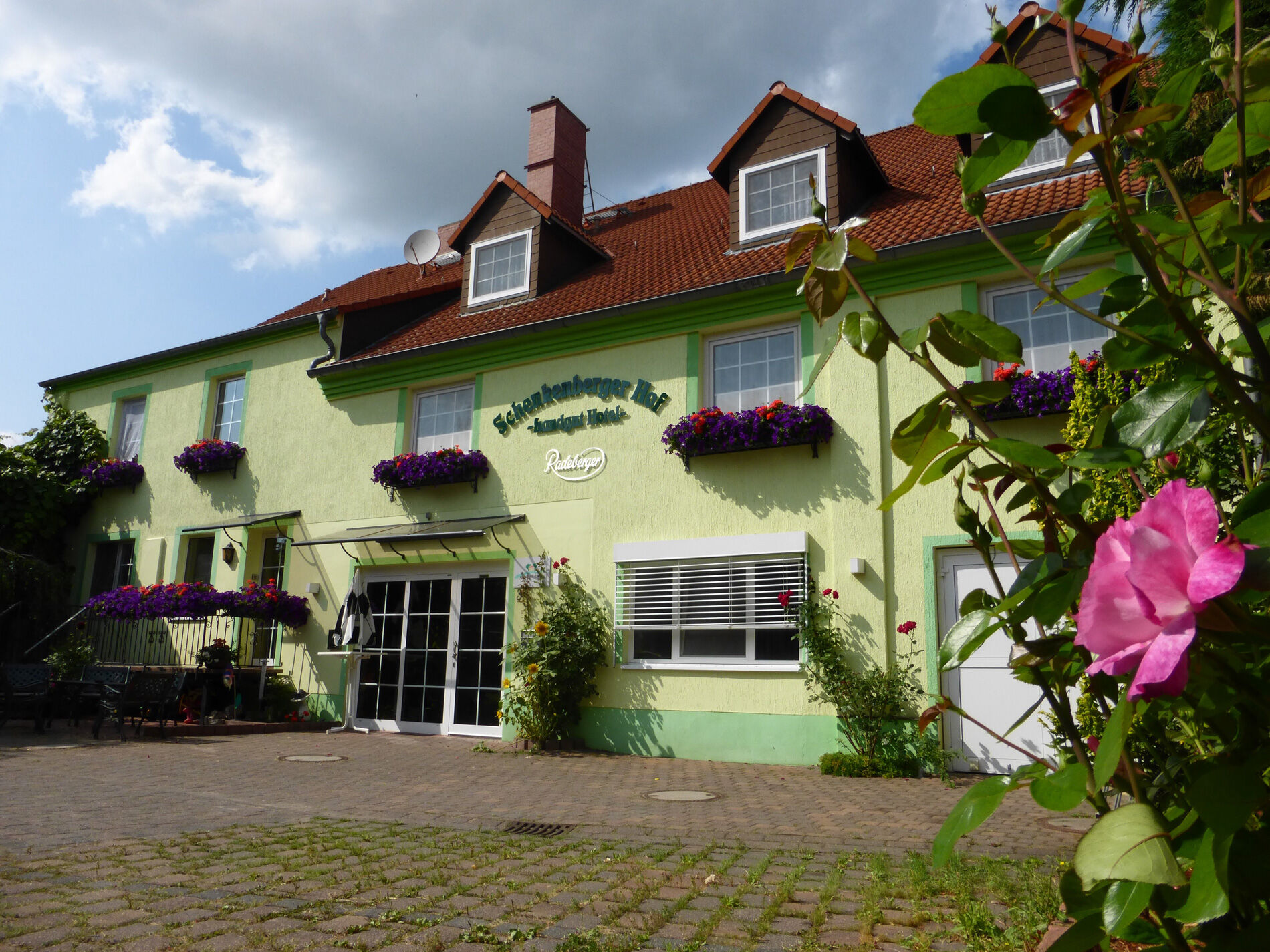 Land-Gut-Hotel Schenkenberger Hof Delitzsch Zewnętrze zdjęcie
